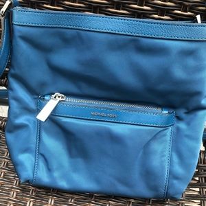 Michael Kors Kelsey Large Nylon Crossbody Blue